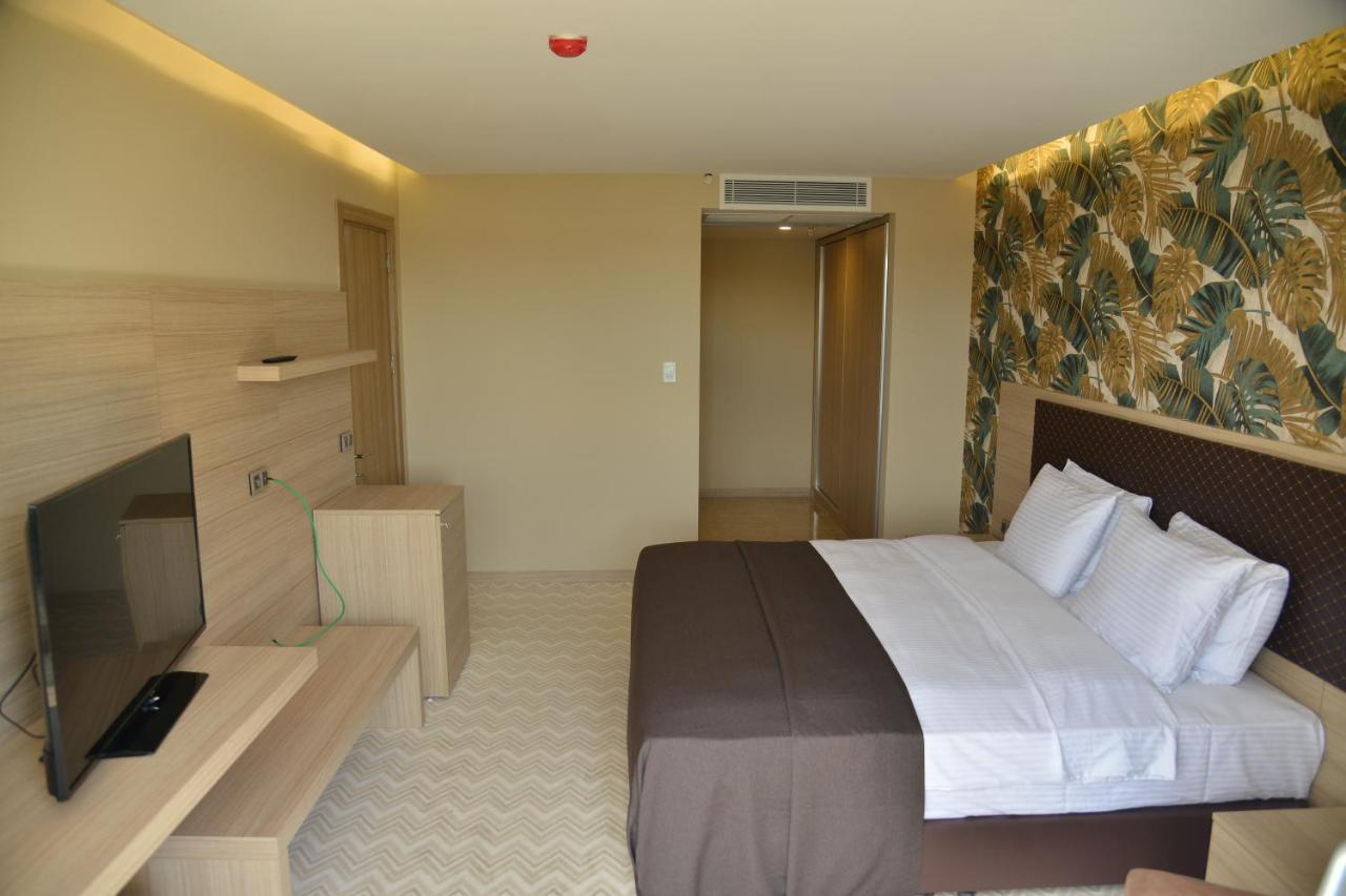 Ramada By Wyndham Istanbul Sile Hotel Exterior photo