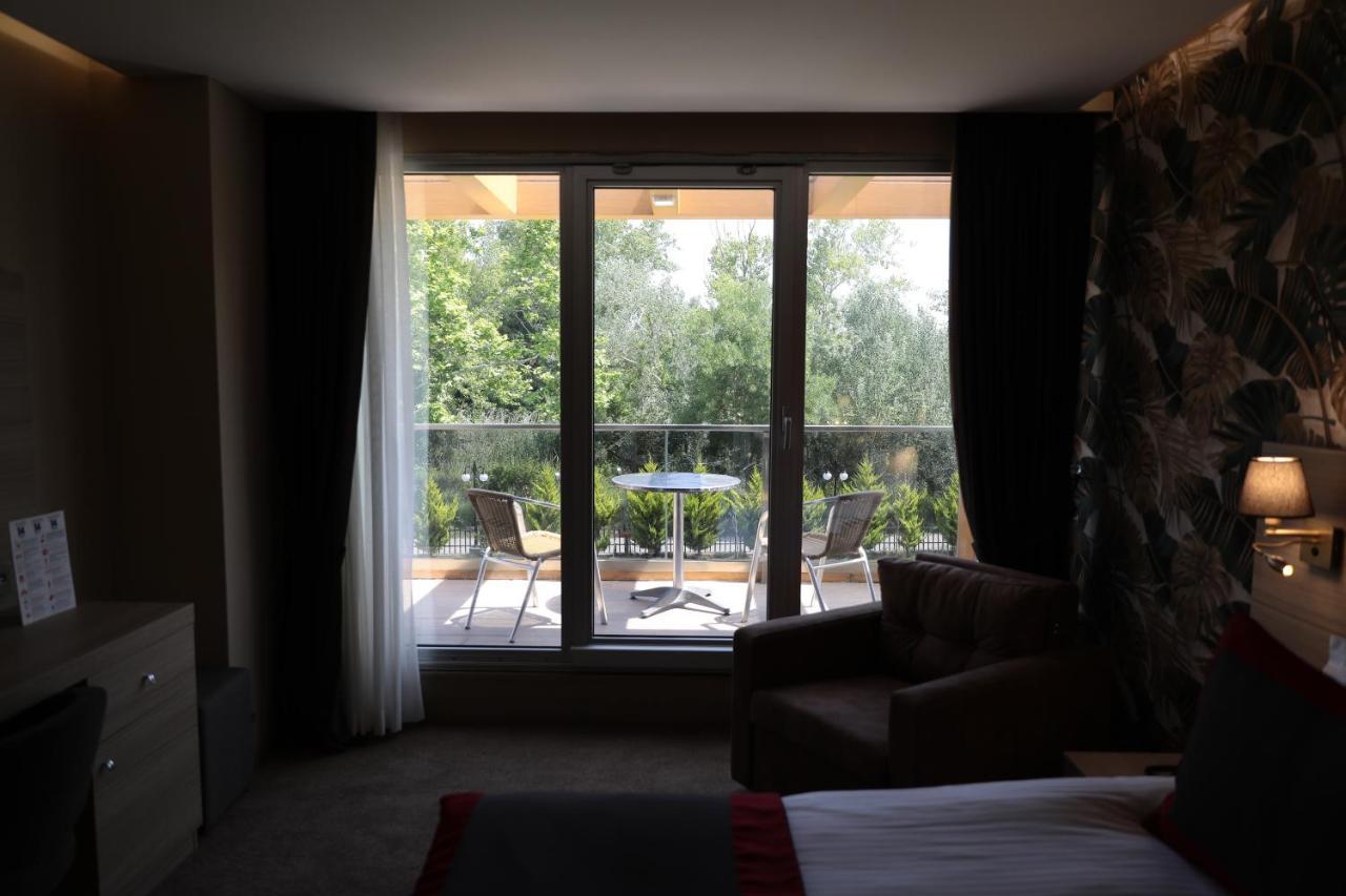 Ramada By Wyndham Istanbul Sile Hotel Exterior photo